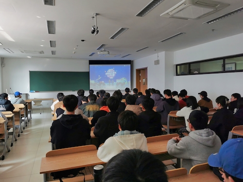 成人视频
组织学生观看火灾逃生演练公开课